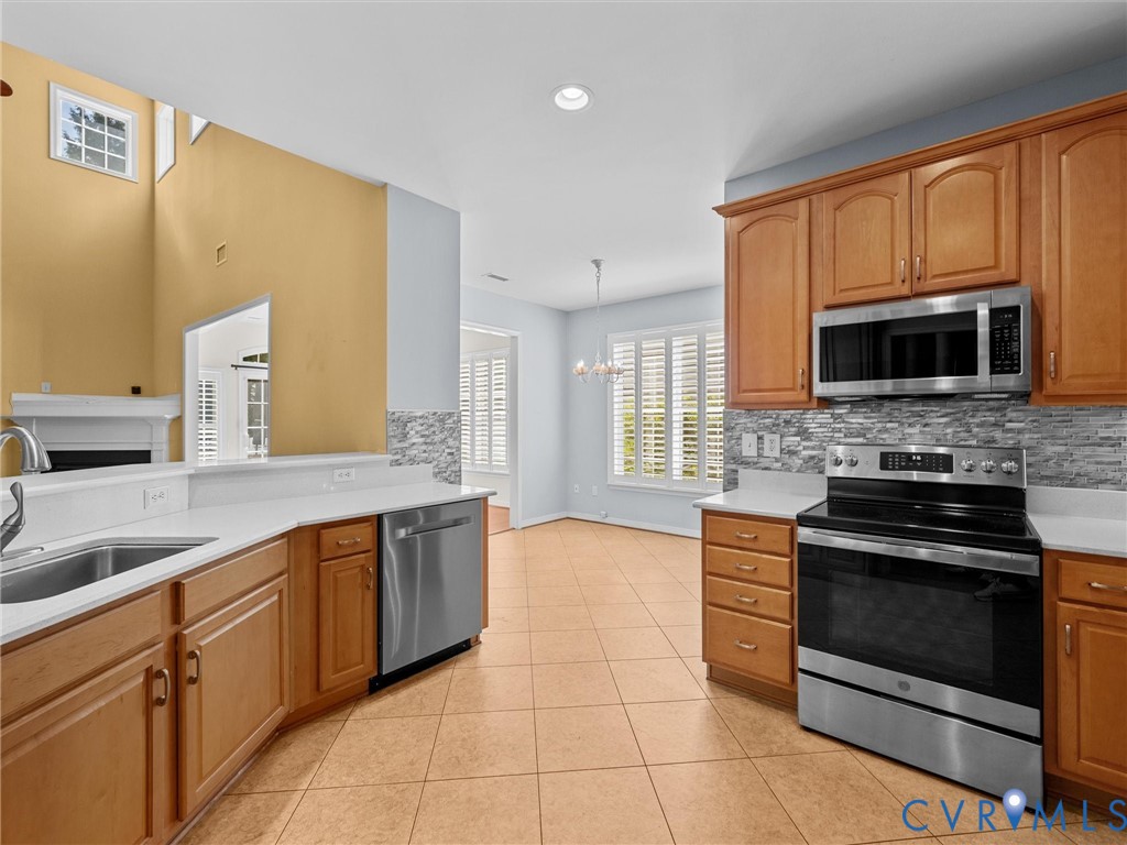 3824 Coles Point Way, Glen Allen, VA 23060