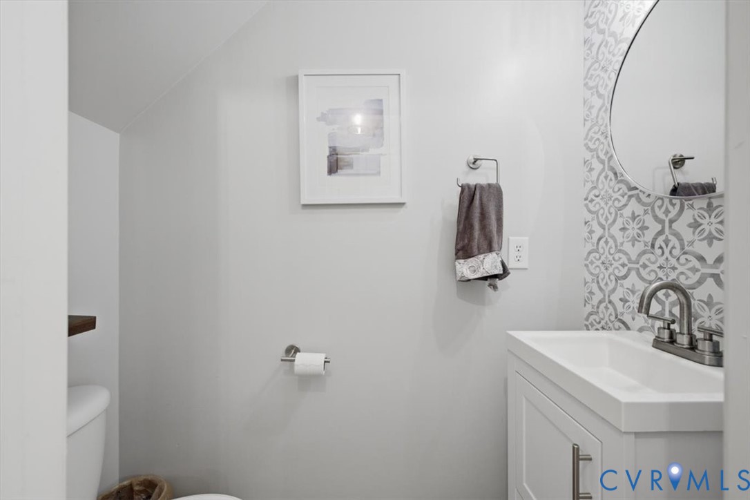 1st floor powder room