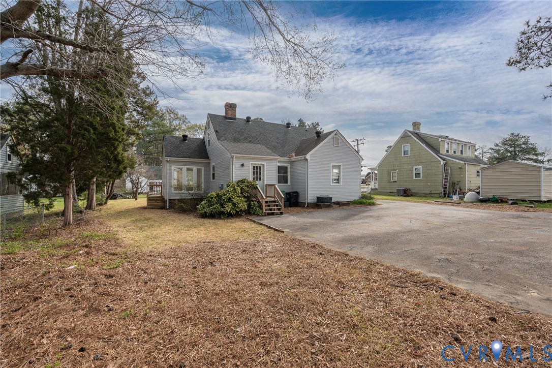 2004 Snead Avenue, Colonial Heights, VA 23834