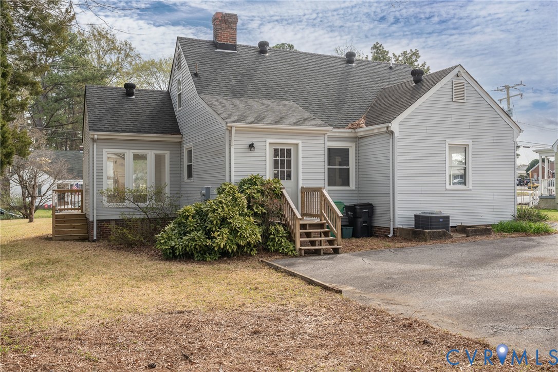 2004 Snead Avenue, Colonial Heights, VA 23834