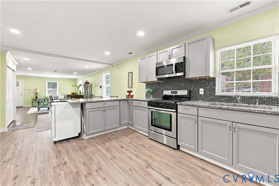 1348 Custer Street, Petersburg, VA 23803 1348 Custer Street, Petersburg, VA 23803