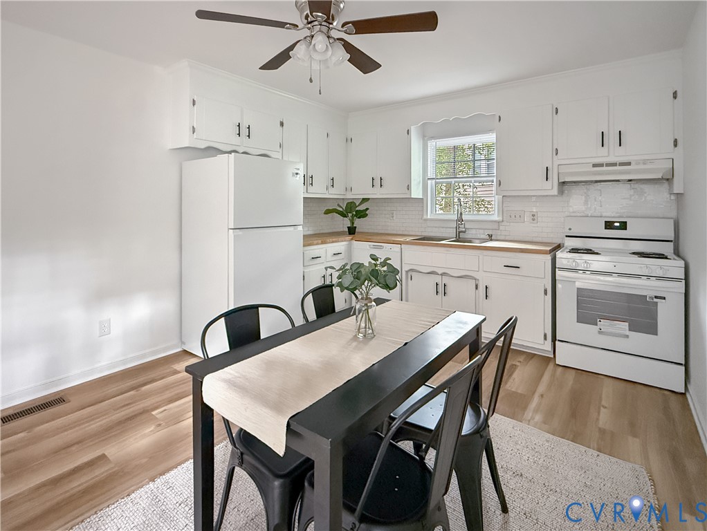 3203 Roland View Terrace, Chester, VA 23831 3203 Roland View Terrace, Chester, VA 23831