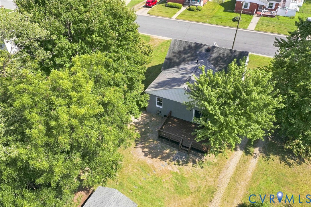 402 Stuart Avenue, Colonial Heights, VA 23834