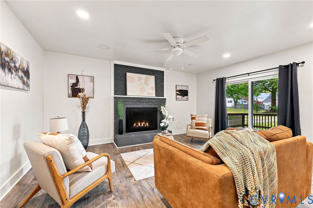 402 Stuart Avenue, Colonial Heights, VA 23834