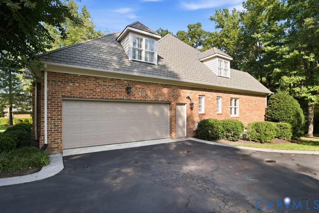 22 E Square Lane, Richmond, VA 23238