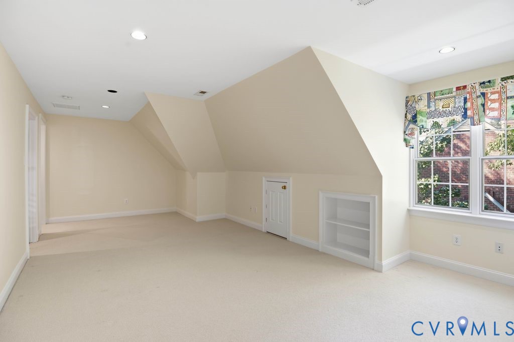 22 E Square Lane, Richmond, VA 23238