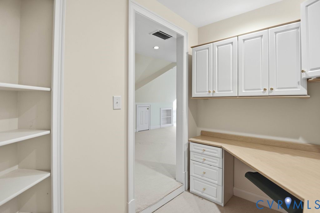 22 E Square Lane, Richmond, VA 23238