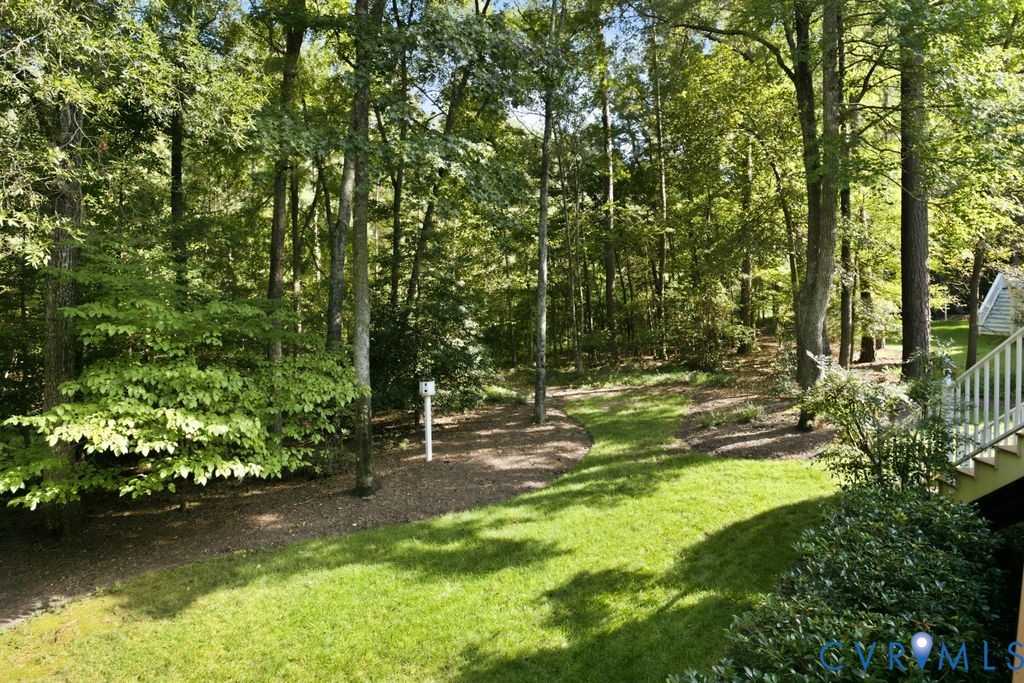 22 E Square Lane, Richmond, VA 23238