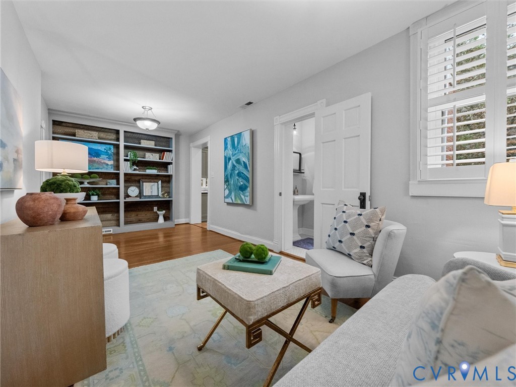 Flexible as living space, game room, office, extra bedroom, etc!