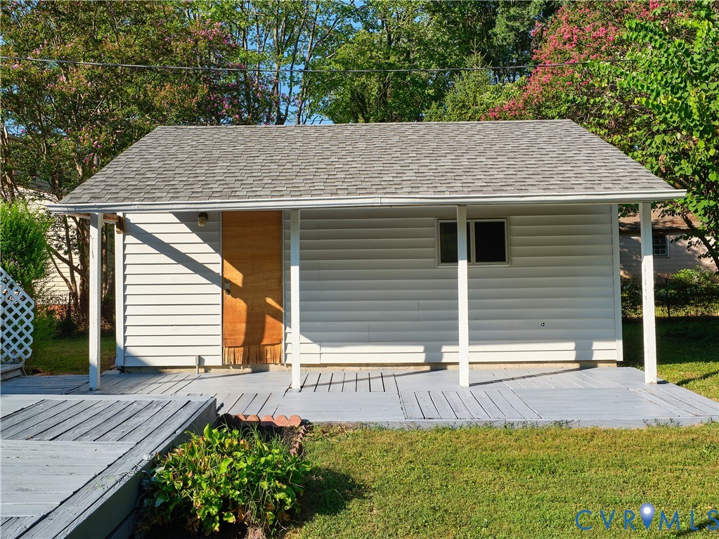 This large shed is ready for your gear