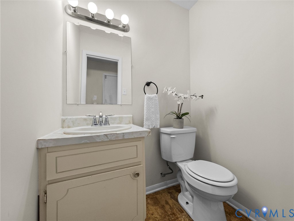 11781 N Briar Patch Drive, Midlothian, VA 23113