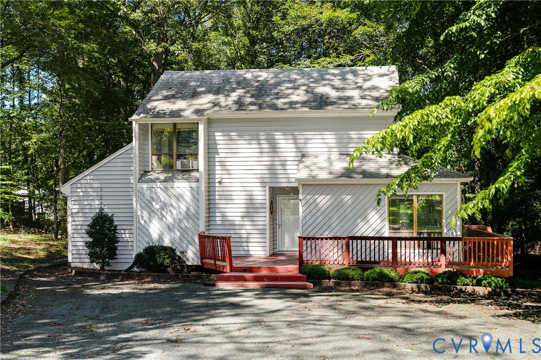 702 Gordon School Court, North Chesterfield, VA 23236