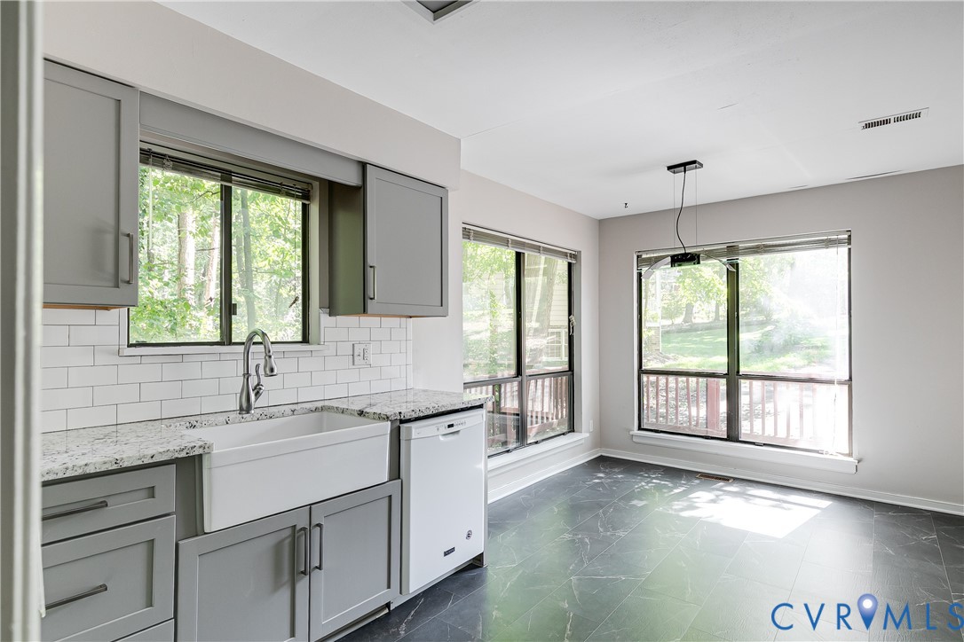 702 Gordon School Court, North Chesterfield, VA 23236