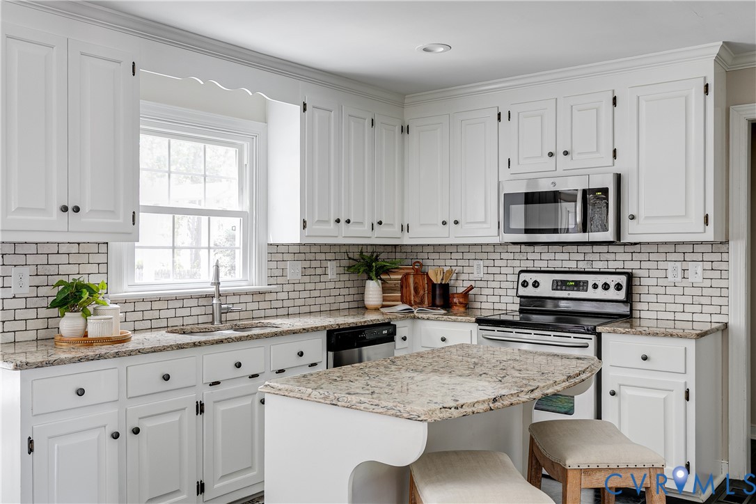 12152 Glen Gary Circle, Henrico, VA 23233