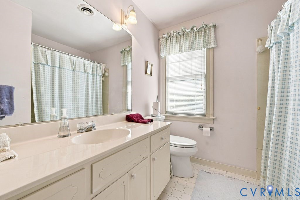 2120 Heathland Drive, Heathland, Midlothian, VA 23113