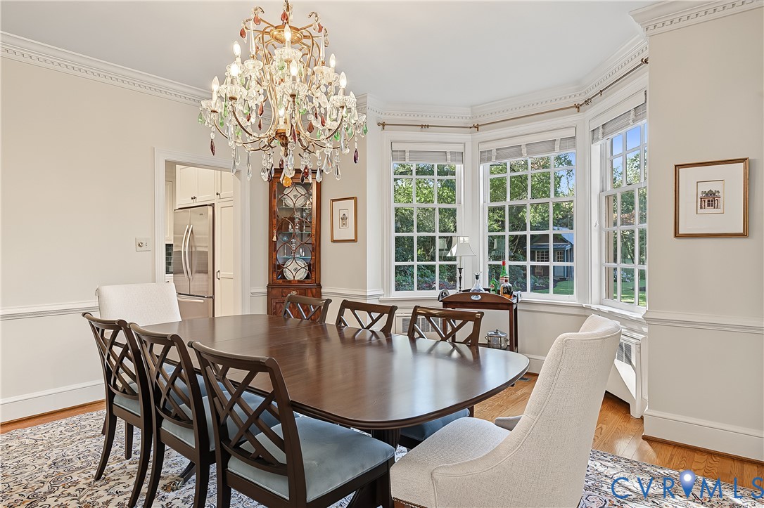 Pretty bay window