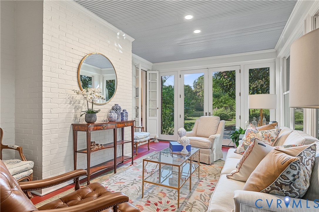 Expansive sunroom