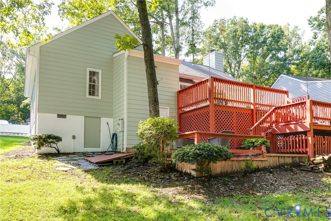 Multi-level wood deck with lattice detailing