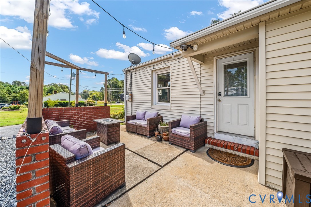 25014 Ferndale Road, Dinwiddie, VA 23803
