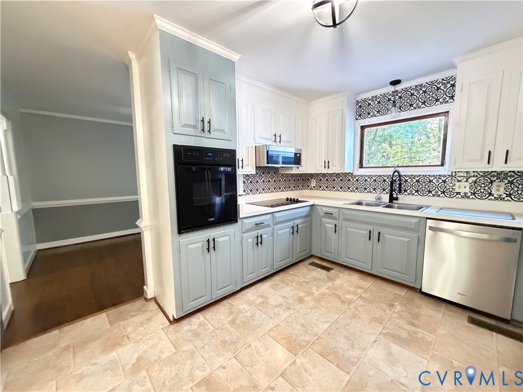 3429 Wood Dale Road, Chester, VA 23831