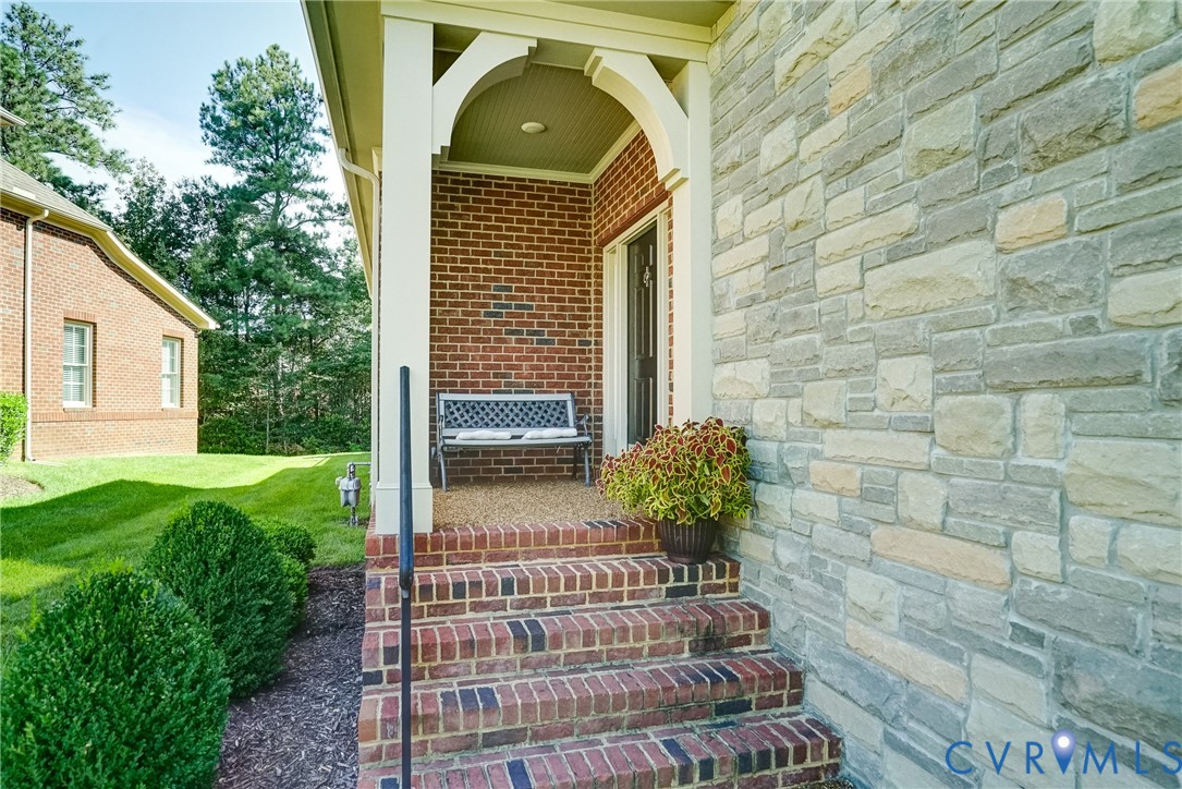 4938 Grey Oaks Villas Drive, Glen Allen, VA 23059