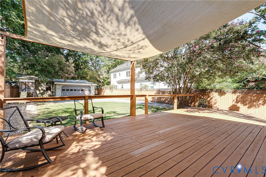 Rear deck