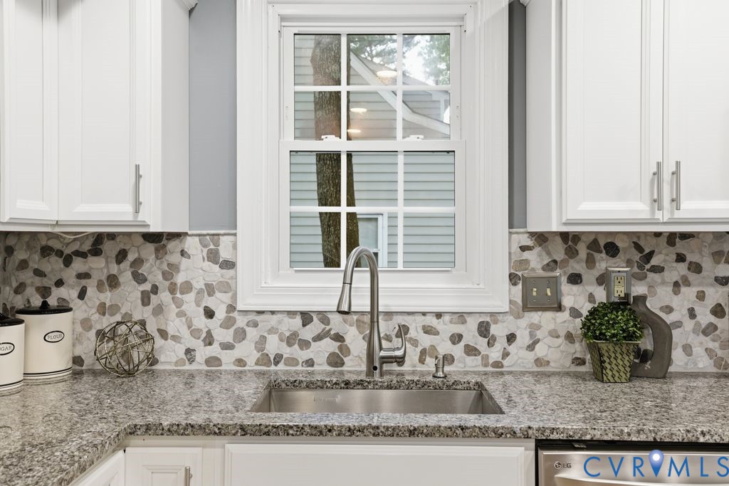 9612 Kingscroft Drive, Glen Allen, VA 23060