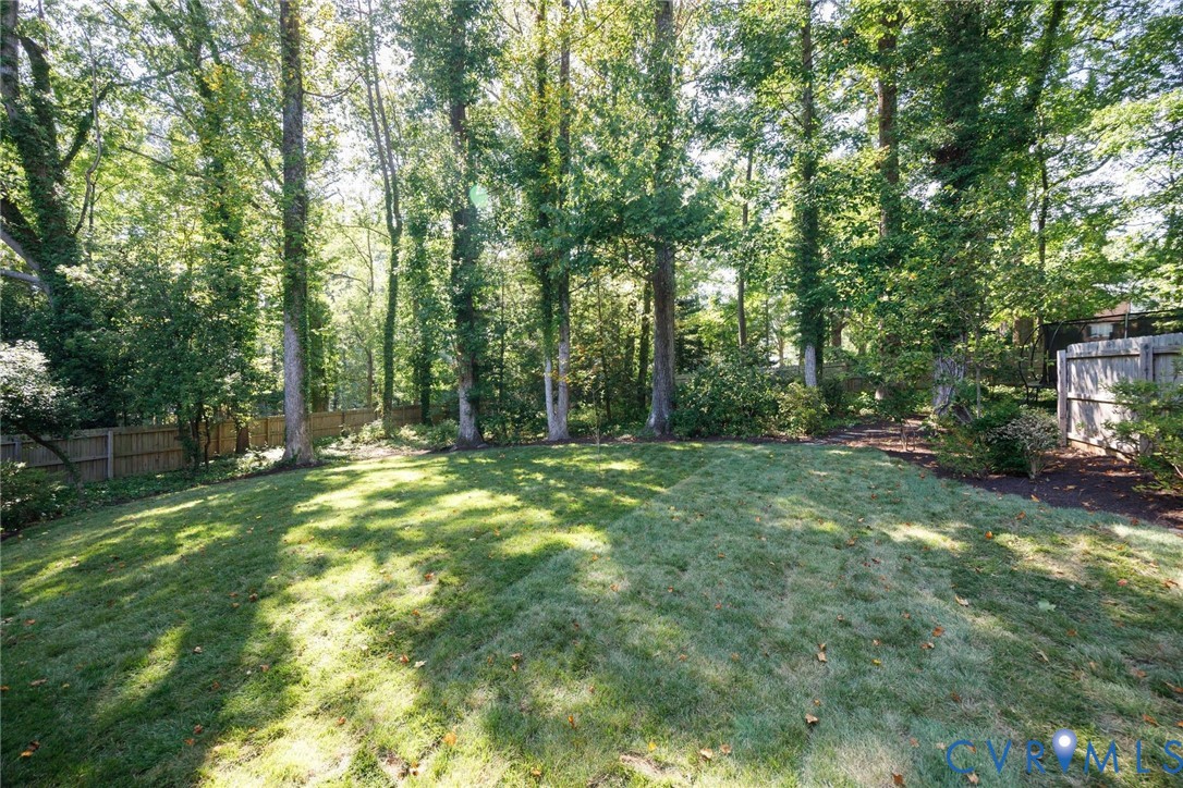 2 Countryside Lane, Richmond, VA 23229