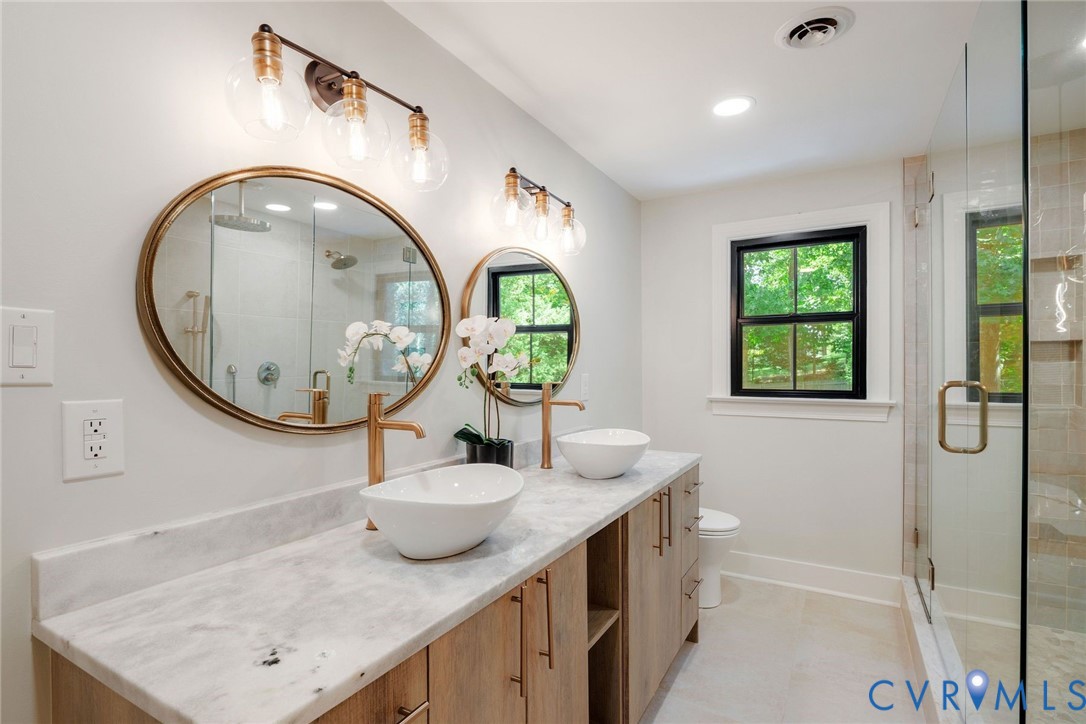 2 Countryside Lane, Richmond, VA 23229