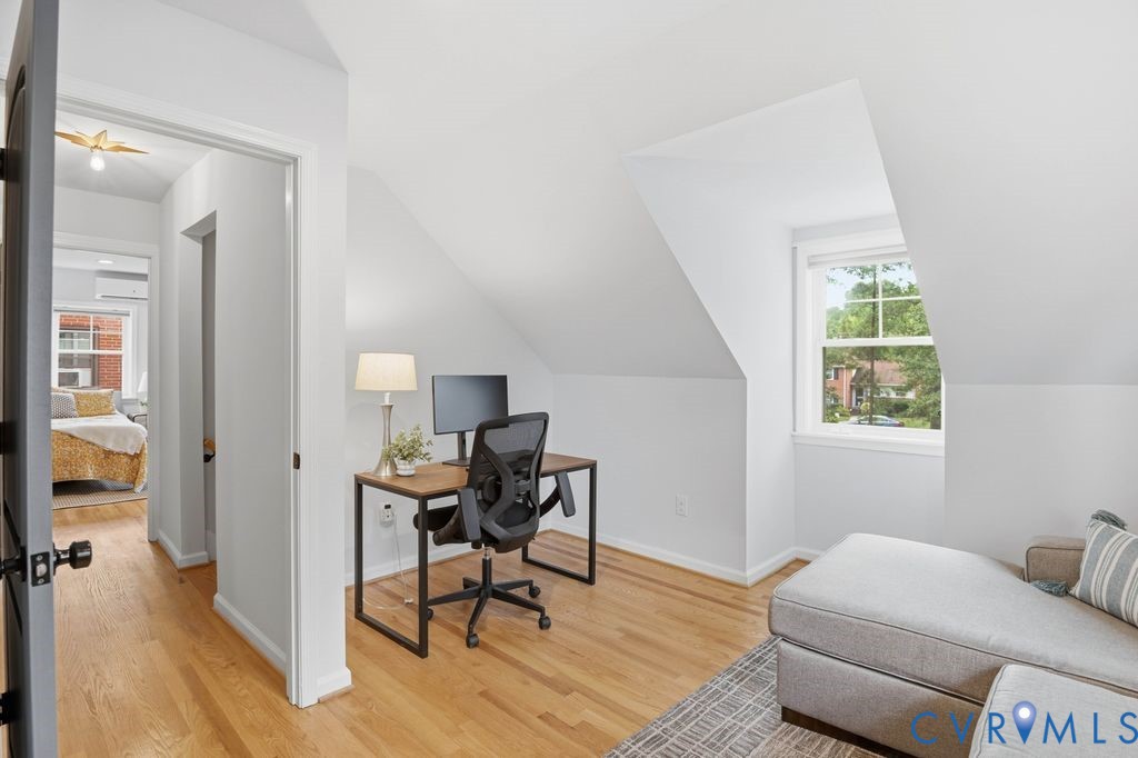 4704 Monumental Street, Willow Lawn, Richmond, VA 23226