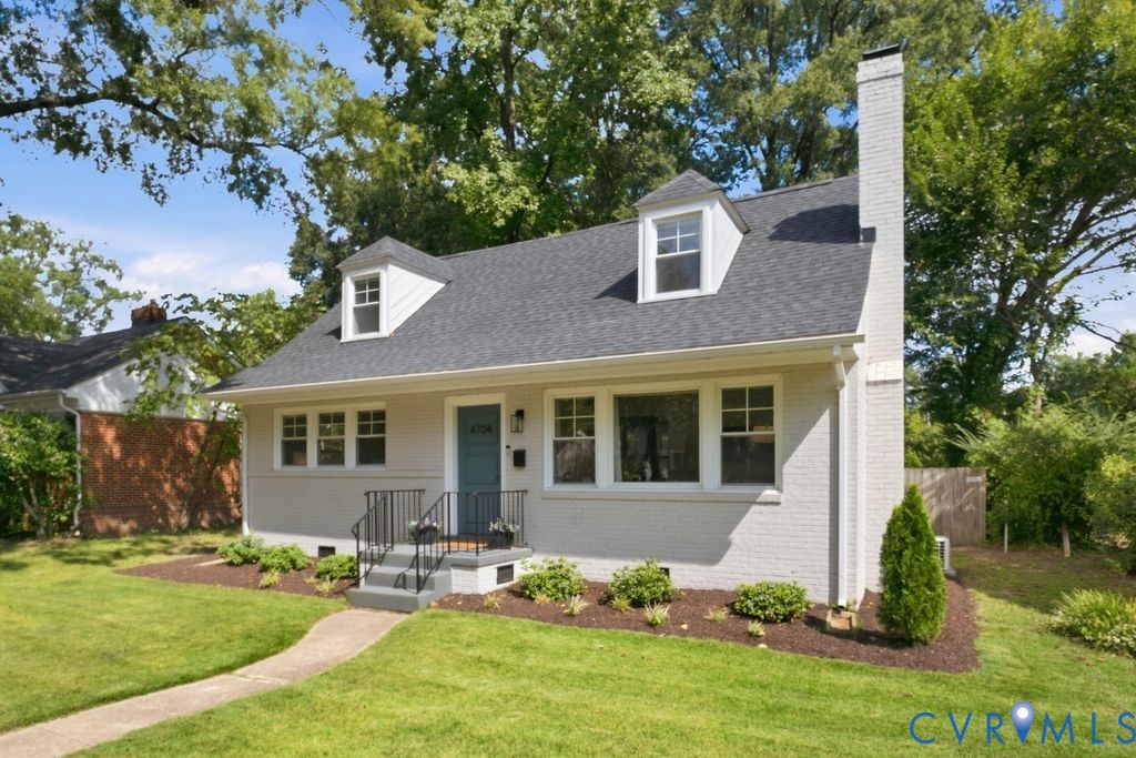 4704 Monumental Street, Willow Lawn, Richmond, VA 23226