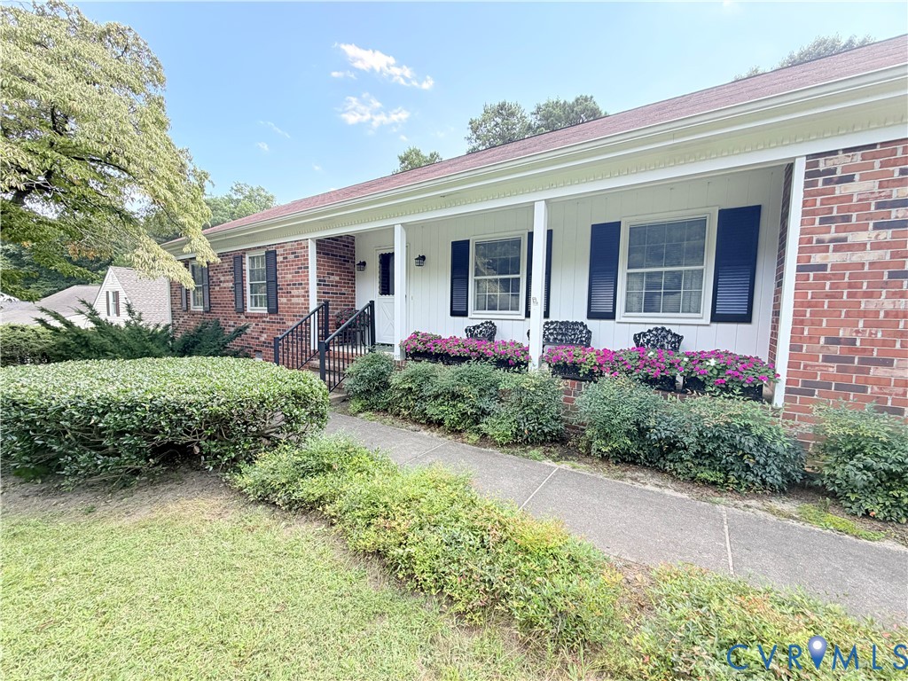 3421 Wood Dale Road, Chester, VA 23831