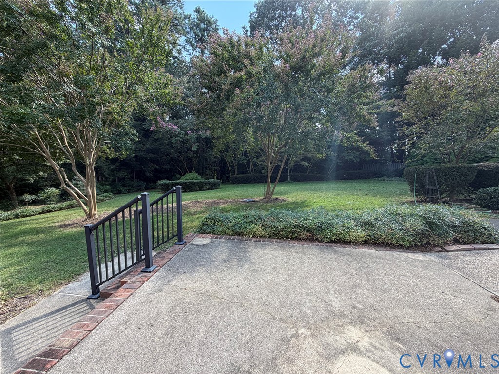 3421 Wood Dale Road, Chester, VA 23831