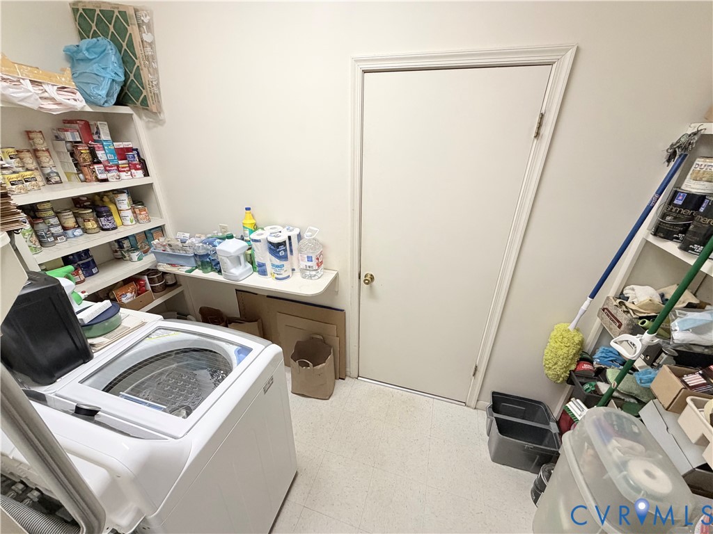 3421 Wood Dale Road, Chester, VA 23831