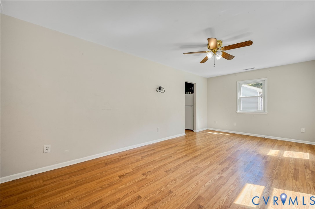 Hardwood-style flooring throughout