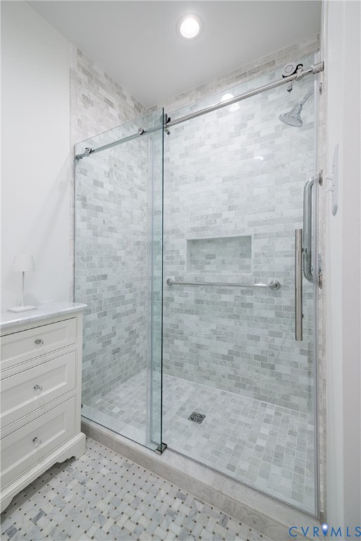 1st floor bath