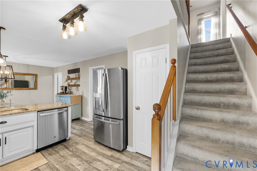 11919 Chestnut Creek Drive, Midlothian, VA 23112