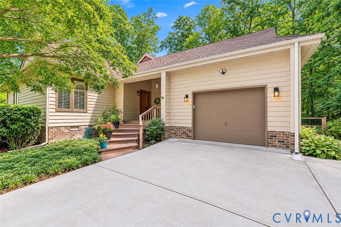 13701 Harbourwood Road, Harbourwood, Midlothian, VA 23112