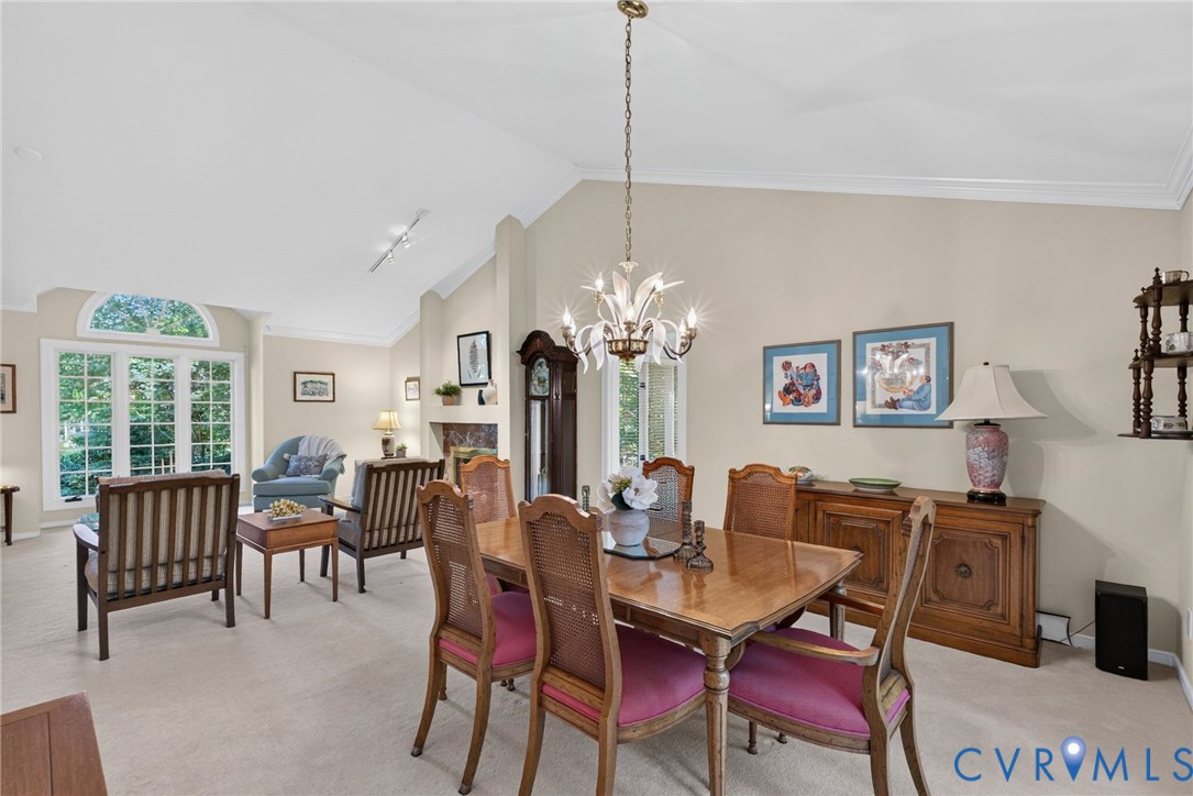 Open view to the living room.