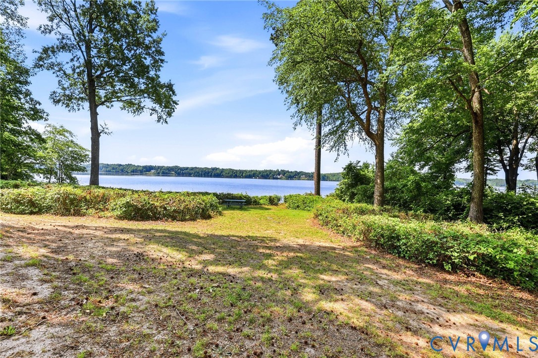 3211 Regatta Pointe Court, Brandermill, Midlothian, VA 23112