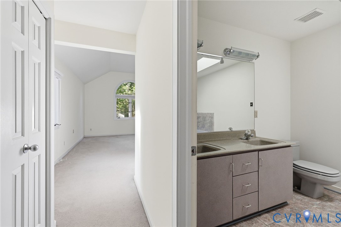 Ensuite for primary bath