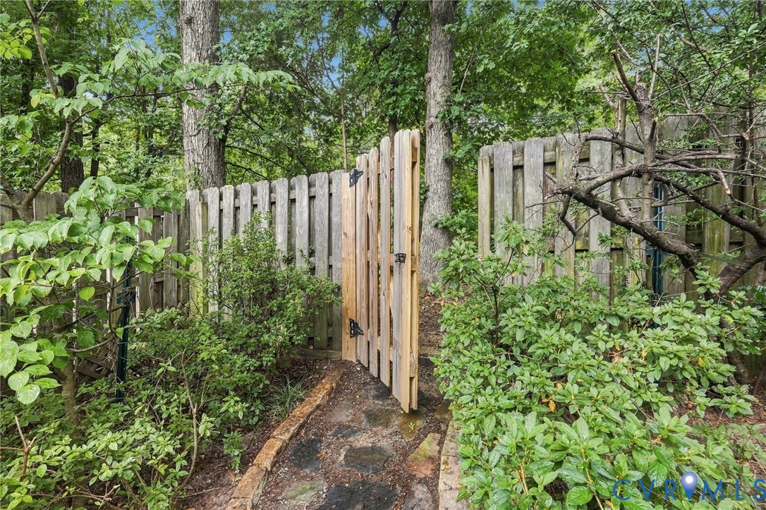 1517 Heritage Hill Circle, Henrico, VA 23238