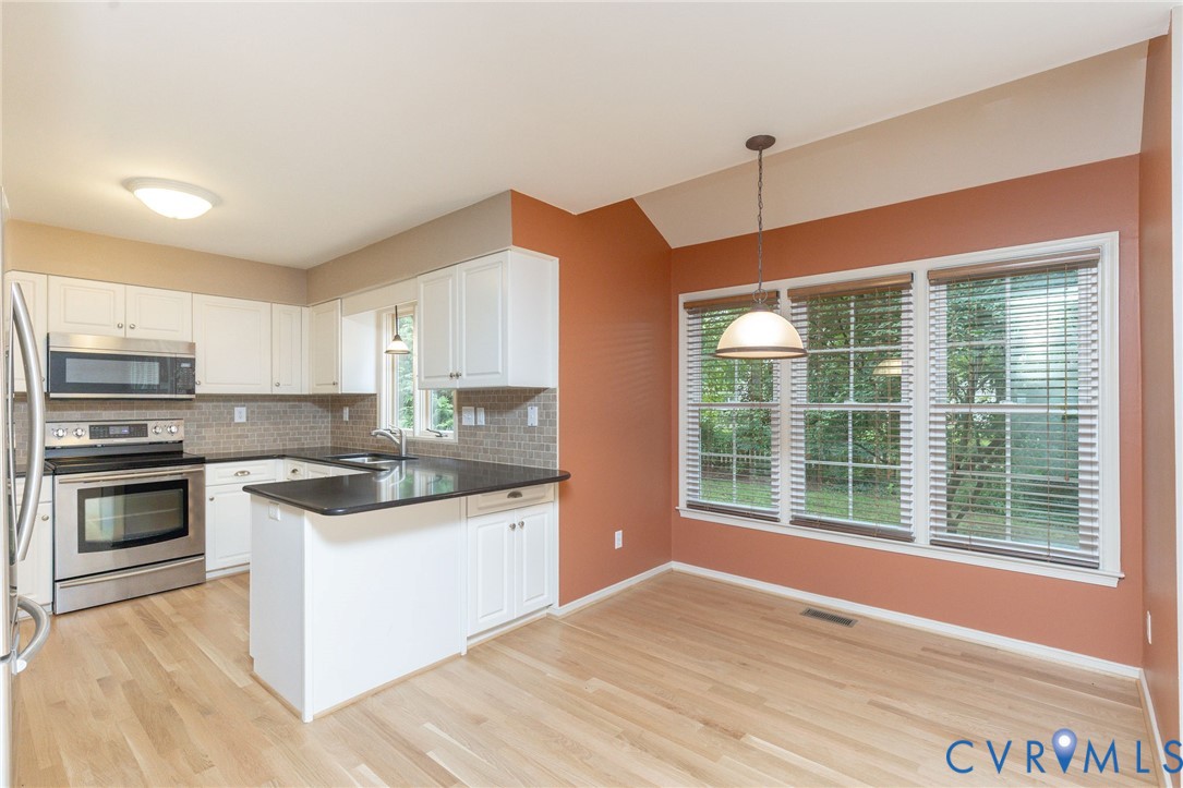 5716 Lake West Terrace, Glen Allen, VA 23059