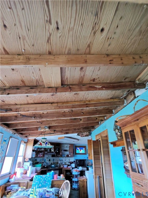 36 Beach Road, Reedville, VA 22539
