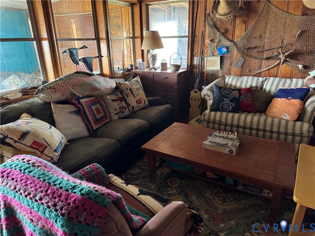 36 Beach Road, Reedville, VA 22539