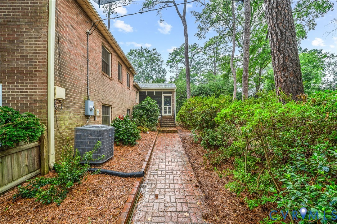 7548 Piney Branch Road, Stratford Hills, Richmond, VA 23225