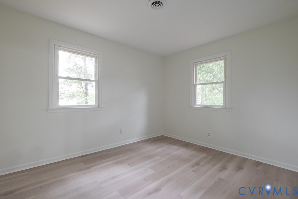 4924 McAllister Drive, Chester, VA 23831