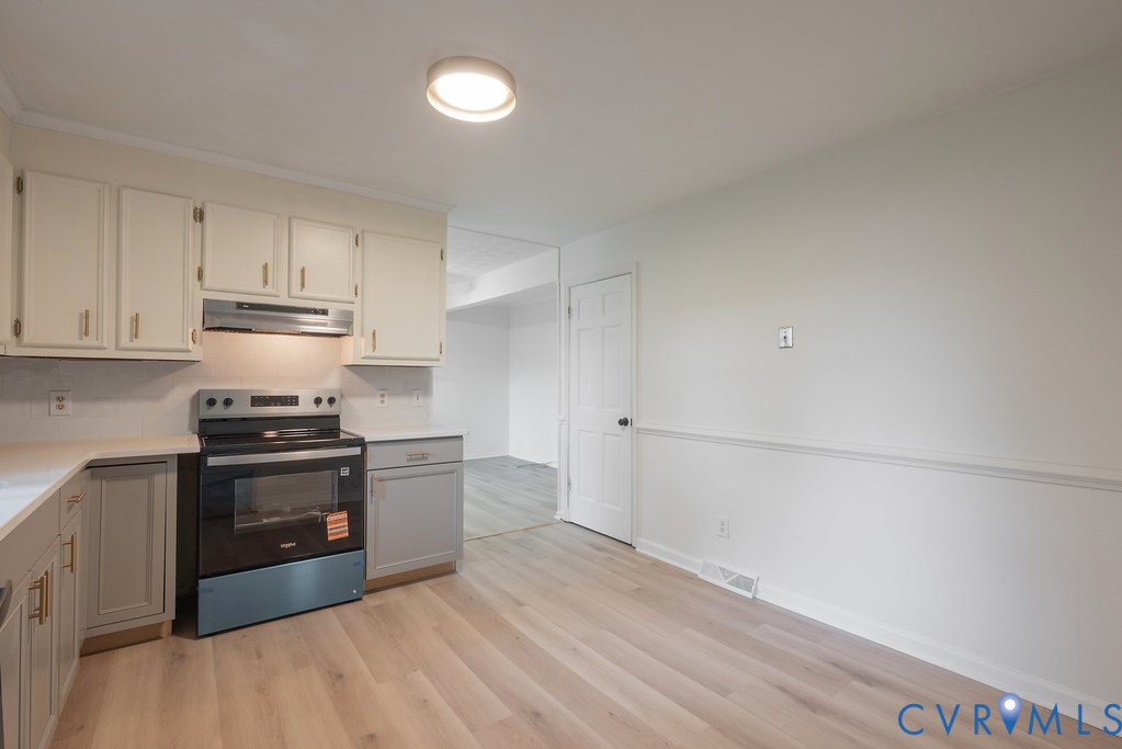 4924 McAllister Drive, Chester, VA 23831