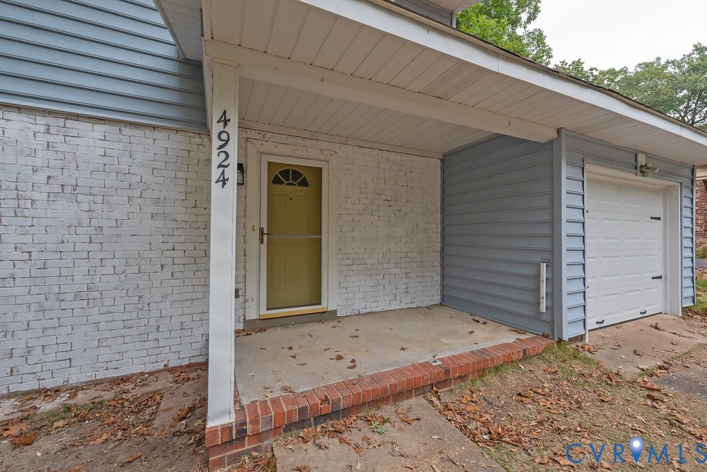 4924 McAllister Drive, Chester, VA 23831