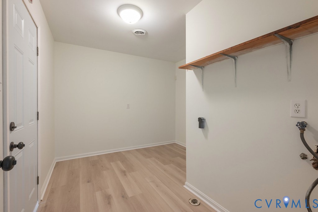 4924 McAllister Drive, Chester, VA 23831